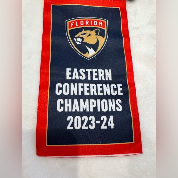 NEW Florida Panthers Hockey Eastern Conference Champions 23-24 Mini Flag Banner - Picture 4 of 5